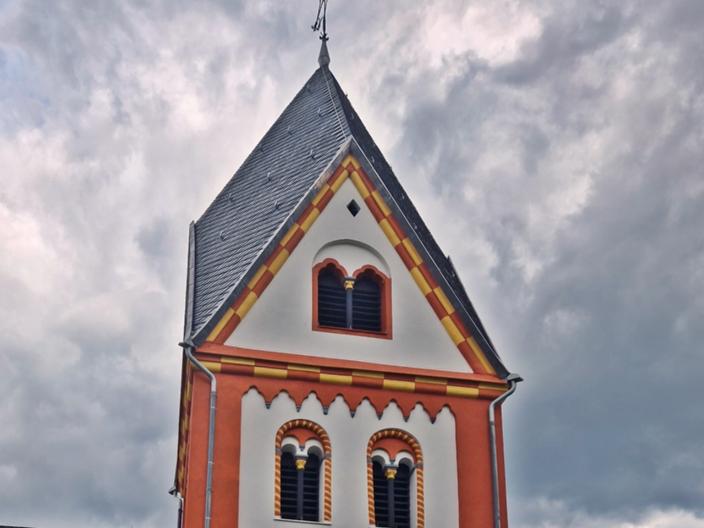 Kirchturm St. Martinus Lay nur Spitze