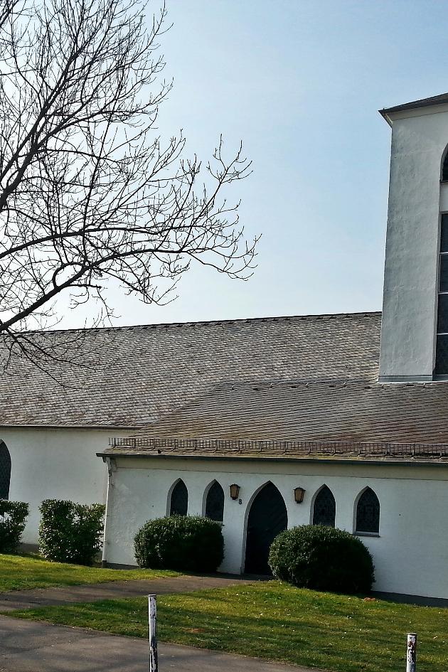 Kirche St. Beatus von außen