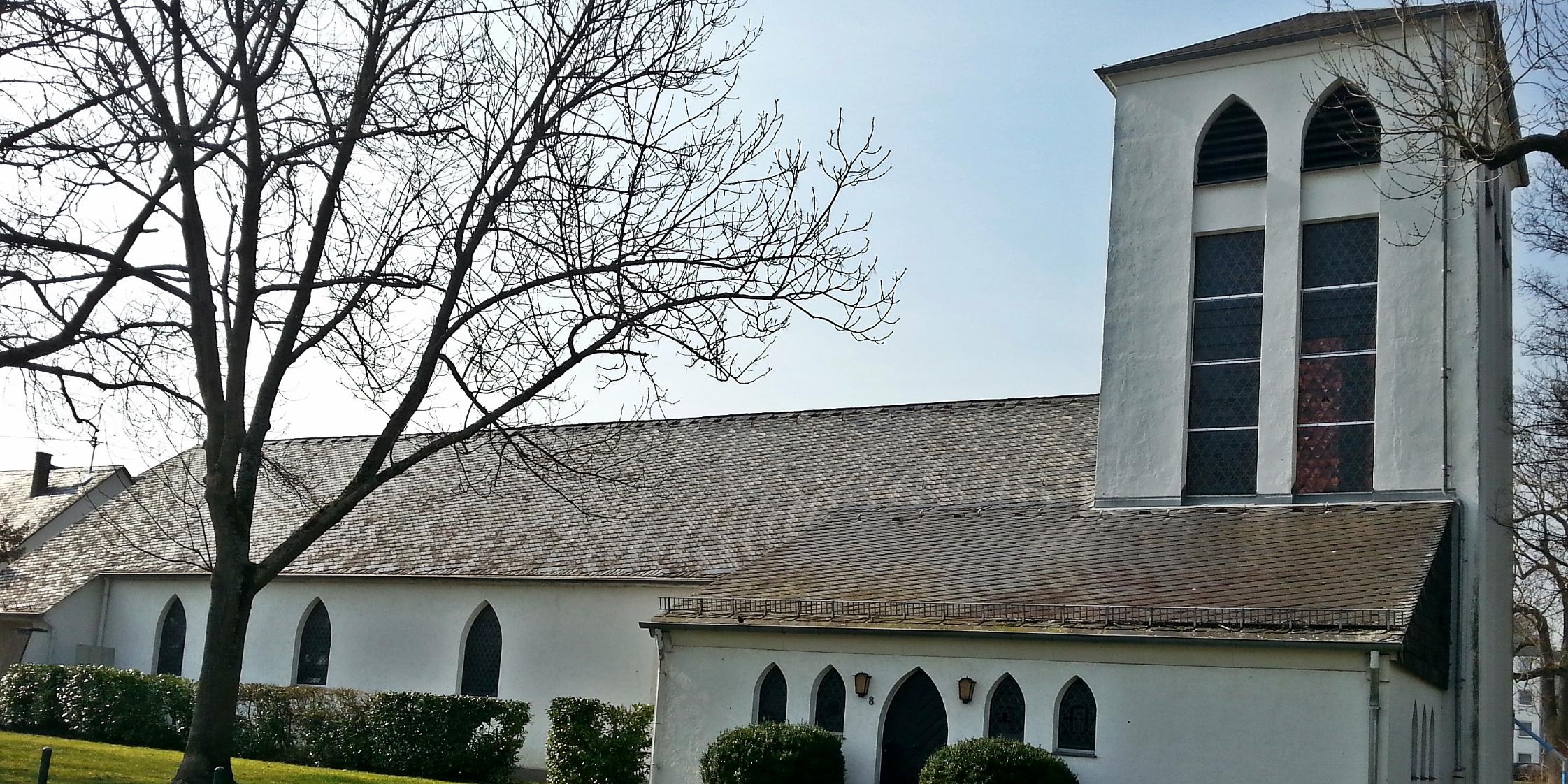 Kirche St. Beatus von außen