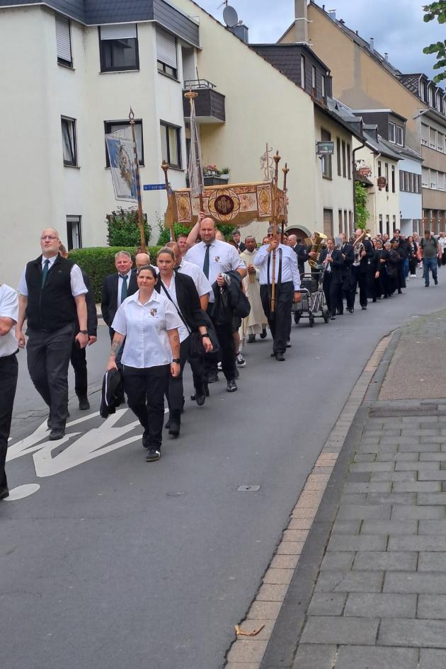 Fronleichnamsprozession in der Koblenzer Straße Koblenz Moselweiß 2026
